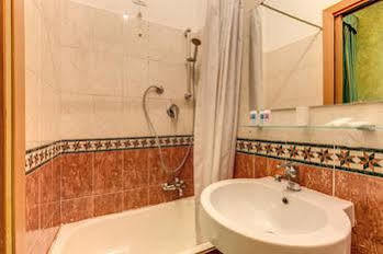 Hotel Dharma Boutique Hotel&spa Rome